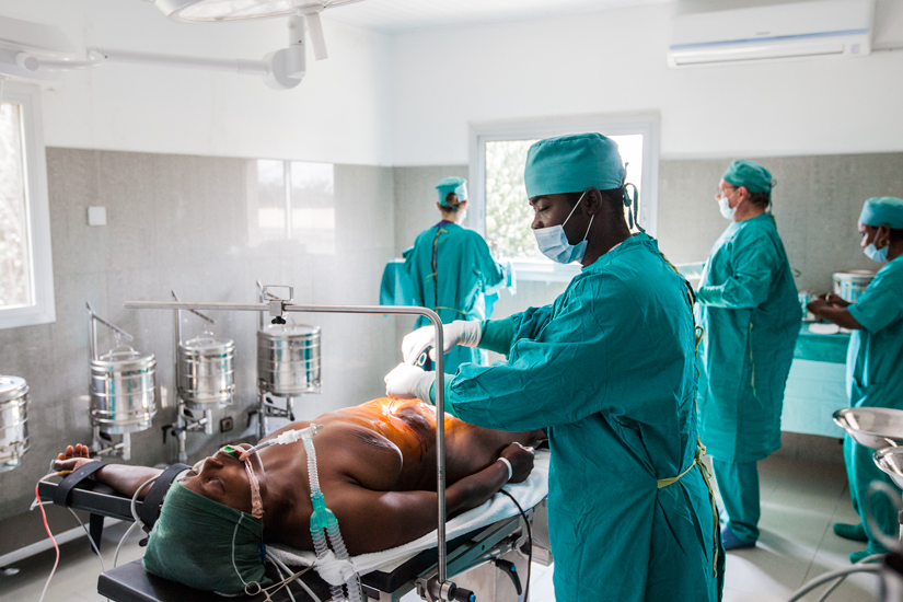 reportage sociale Hopital Saint Luc chirurgia