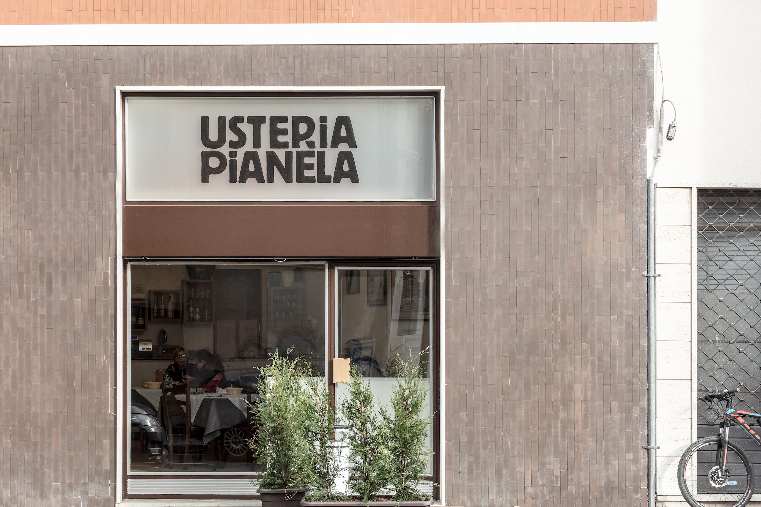 Usteria Pianèla 1